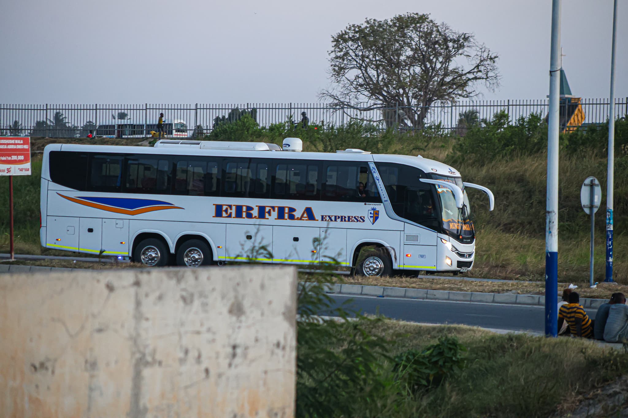 Erfra side view